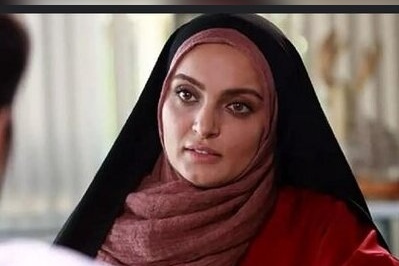 صحبت های احساسی و ناباورانه نیلوفر پارسا از بازی نقش بیتا در آوای باران+ فیلم