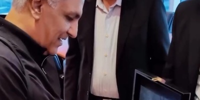 رونمایی از مدل ماشین کراس اور مهران مدیری در لاکچری‌ترین مجتمع خودرویی ایران/ دارندگی و برازندگی