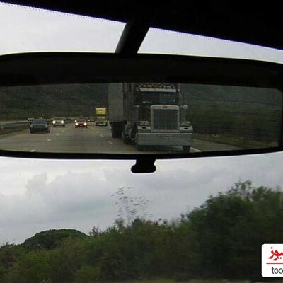 (ویدئو) مهم ترین کاربرد مخفی دکمه پشت آینه خودرو که عمرا می دونستید!!/ میدونستی آینه ماشین یه همچین قابلیت جالبی داره؟!