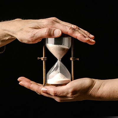 (عکس) سندی که نشان می دهد چرا زن‌ ها طولانی‌ تر از مردها عمر می‌کنند!