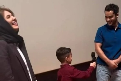 (ویدئو)یادی کنیم از اکران فیلم «پول پارتی» با حضور ساعد سهیلی , گلوریا هاردی و فرزندشان هامون در سینما هویزه مشهد/ پاسخ جالب آقا هامون و تشویق بی مثال حاضران