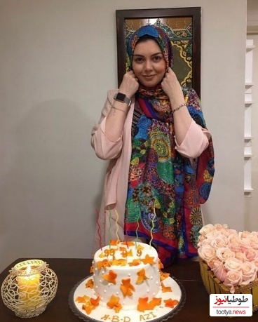 اولین تصاویر منتشر شده از منزل آزاده نامداری در شبی که زندگی اش را به پایان رساند/ میز عزای مجری محبوب مزین به ترمه و شمع سیاه و...