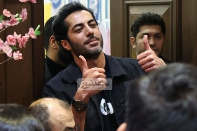 اسکورت ویژه نوید پورفرج «رحیم نجار» در اکران عمومی بامداد خمار از پارکینگ تا جمعیت انبوه