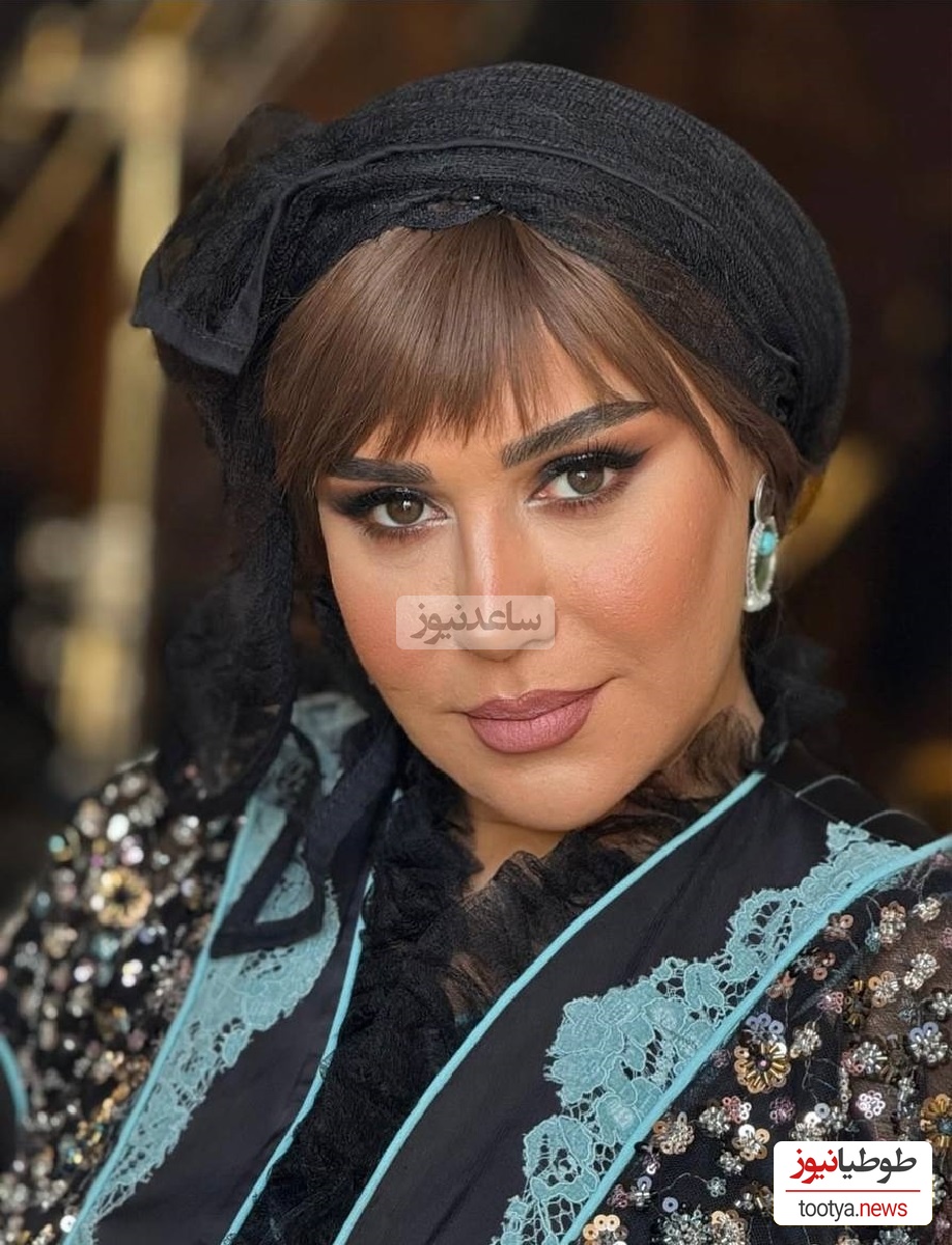 مانتوی طرح دار و فوق العاده شیک نسیم ادبی چقدر بهش میاد😍 + عکس