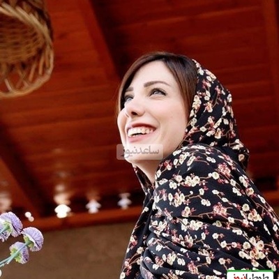 (ویدئو) شعرخوانی احساسی و شاهکار باران نیکراه از یاسر قنبرلو در حضور علی ضیا؛  «من زیرمجموعه خودم هستم» سکوت را شکست!
