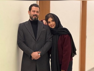 پژمان بازغی این چنین وسط برنامه توسط همسر سابق و دخترش سورپرایز شد/ بهبه چه کیکی هم سفارش داده نفس خانوم بازغی😋