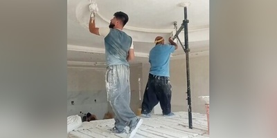 خلاقیت خنده دار اوستا گچ کار ایرانی برای بلند قدتر شدن حماسه‌ آفرید/ صدهزار آفرین به این مغز پر از ایده