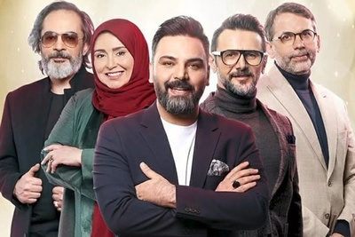 خالق "جوکر" در حال استعدادیابی خنده ‌دار در «عصر جدید» /ا حسان علیخانی: بابات رفته سر موبایلت و همه‌ی پیامکاتو خونده😂+ویدئو