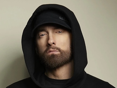 تعجب و واکنش جالب خواننده معروف رپ با شنیدن خبر پدربزرگ شدنش!+تصویر