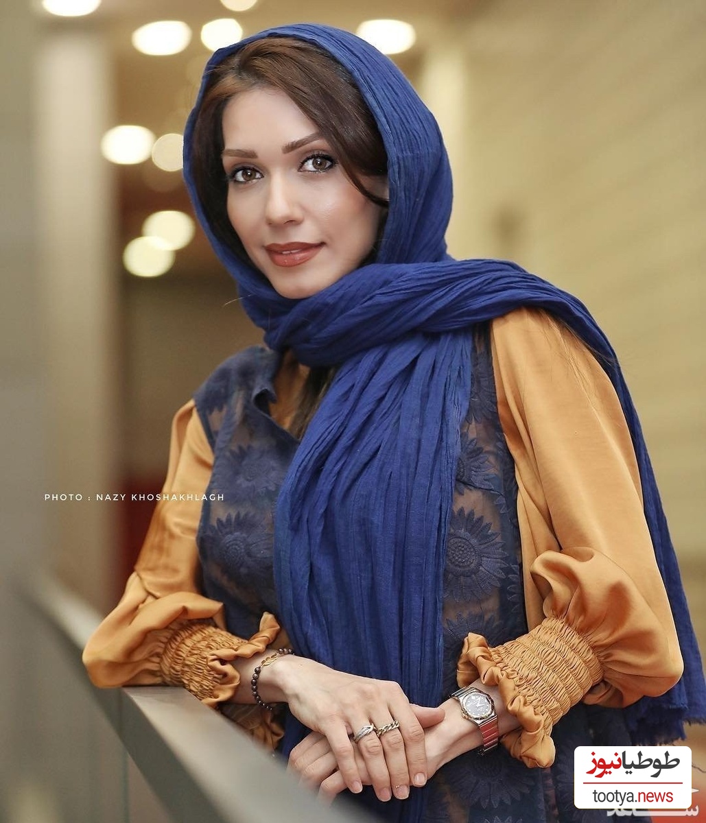 گشت و گذار شهرزاد کمال زاده با دامن و صندل رو صخره های ساحلی🌊😍