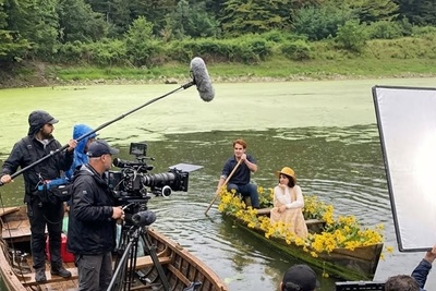 پشت صحنه عاشقانه های امیر و شیرین در سریال تاسیان به روایت هوش مصنوعی/ وقتی پشت صحنه از خودِ فیلم جذاب تره