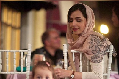 پدر ترانه علیدوستی به عشق دخترش نوشت: شب کار بودی و بیخواب، تازه مادر هم شده بودی! باید میدویدم برای پیدا کردن دارو و بستری شدنت در جای مناسب...