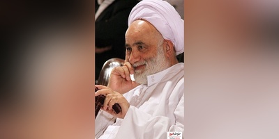 صحبت های خنده دار حاج آقای قرائتی/ این داستان: مادر پیری که قصد ازدواج داشت😂