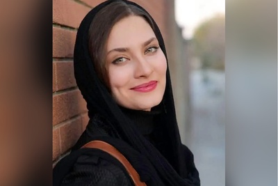 ساناز سعیدی با ست تابستانی متفاوت در ساحل؛ لحظات آرامش‌بخش مامان صدیقه