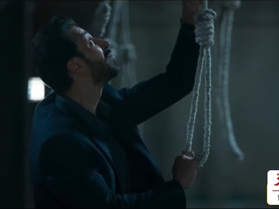 بهرام افشاری بازیگر سریال پایتخت تعدادی جوان را به دار آویخت! «زنده شور» جنجالی ترینِ جشنواره فیلم فجر