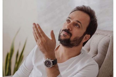 خونه زندگی احمد مهرانفر، ارسطوی سریال پایتخت به سبک اروپایی/ از مبلمان فرانسوی، آتشدان، آباژور طلایی، دیوار های دکوراتیوِ سالن پذیرایی و...