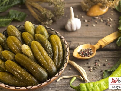 (عکس) خیار شور فوری و سه سوته در سه روز/ بهترین روش تهیه خیارشور برای خانم های شاغل