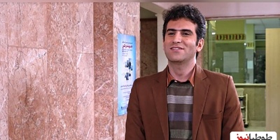 خنده‌دارترین سکانس "لیسانسه‌ها" که نفستونو بند میاره/ وقتی هوتن شکیبا، حبیب، میخواد مثل احسان علیخانی تیپ بزنه بره سر قرار با یک بانو🤣🤣