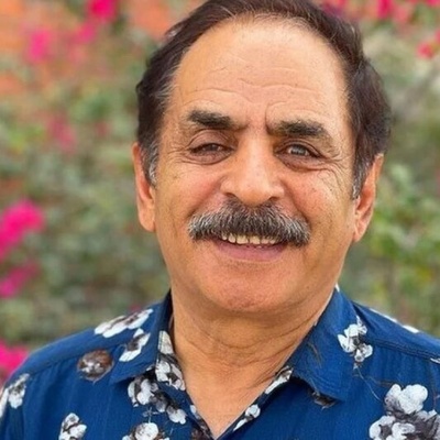 نتیجه عجیب تدریس آقا رشید در اول دبستان + ویدئو / همه یا معتاد شدن یا زندانن، لازم نیست درس بدی😂