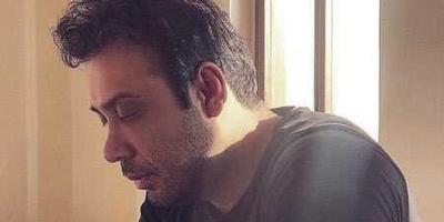 رونمایی از دست‌خط شهید لاریجانی برای «محسن چاوشی»+فیلم