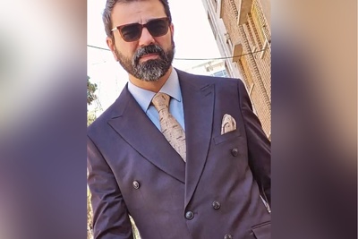 نگاهی به چیدمان نوستالژی و لاکچری منزل بهزاد خلج، بازیگر سریال «اجل معلق»/ چه پدر مهربونی هم داره