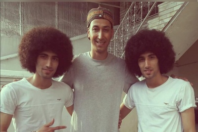 مصطفی و مجتبی بلال حبشی دوقلوهای سریال پایتخت تغییر چهره دادند/ رحمان رحیم با مدل موی صاف و فرق وسط اصلا قابل شناسایی نیستن