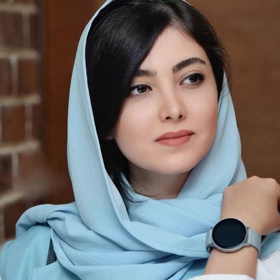 (عکس) اتاق خواب سبز و پرنشاط زیبا کرمعلی، رتبه‌ی 8 کنکور هنر و بازیگر فیلم‌های "لاتاری" و "دینامیت"