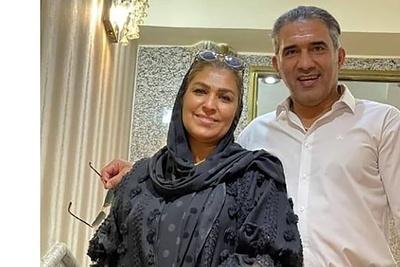 (عکس) تولد همسر جوان و باکلاس احمدرضا عابدزاده، عقاب آسیا، در کنار دختر و دامادشان/ چه رستوران شیکی😍