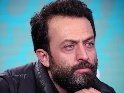 گلایه‌ی عجیب مصطفی زمانی از مهران مدیری در دورهمی: «هم دعوت می‌کنید هم باج می‌گیرید؟!»/ پاسخ دندان‌شکن مهران مدیری به اعتراض مصطفی زمانی!