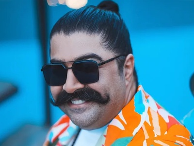 بهنام بانی خطاب به طراح لباسش: هر چی خلاقیت داری بکار بگیر یه کت میخوام که اصلا کت نباشه!/ حالا ببینین طراح لباسش چه کرده🙄