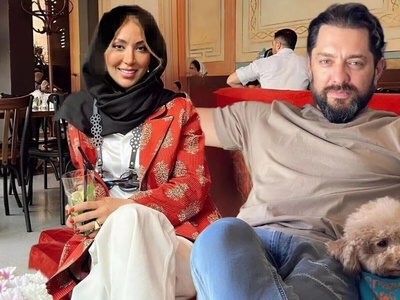 نگاهی به جواهرات اشرافی مینا مختاری، همسر با سلیقه بهرام رادان در آستانه شب یلدا/ از ست گوشواره و انگشتر با سنگ زمردی گرفته تا انگشتر طاووسی