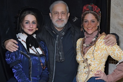 مهمانان دیشب نمایش الیور توئیست با چه استایلی به تماشای این اثر هنری آمدند؛ از استایل شیک و مونوکروم غزل شاکری و همسرش تا  تیپ ساده اما جذاب کتانه افشار+ویدیو