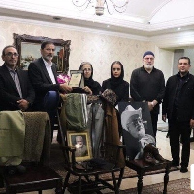 چوب حراج به وسایل شخصی اکبر عبدی؛ لوازم اکبر آقا سر از اردبیل درآورد