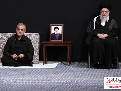 عکس قدیمی از مسعود پزشکیانبا کت و شلوار/ایستاده و آراسته در کنار رهبر معظم  انقلاب