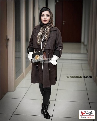 ساره بیات