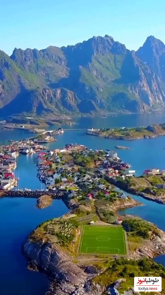 زیباترین و خاصترین زمین فوتبالی که صندلی برای تماشاچیان ندارد!+تصاویر