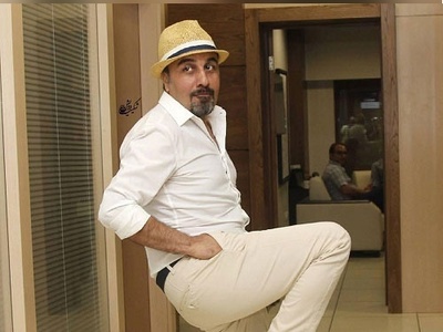 مسعود فراستی دست بردار شلوار رضا عطاران نیست!