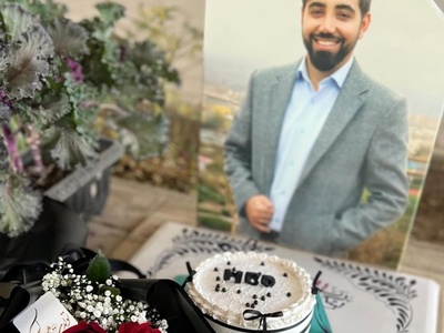 دلنوشته احساسی همسر علیرضا تنابنده برادرزاده محسن تنابنده برای عشق زندگی اش: گفتی آرزوم اینه بچه دار بشیم ، علی جانم آرزوت برآورده شد،امروز اومدم پیشت با یه تیکه از خودت…💔😭