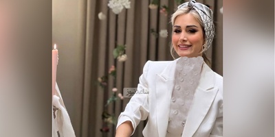 چیدمان ایرانی‌پسند میز شام سپیده بزمی‌پور، همسر شاهرخ استخری، در بلژیک به مناسبت تولد یک دوست/ از گل‌های کالباسی تا گل لاله با گوجه