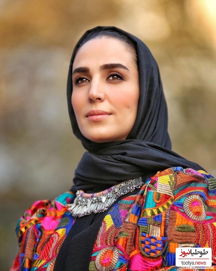 نگاهی به پوشش اصیل و بختیاری سوگل طهماسبی و مادرش در منزلشان