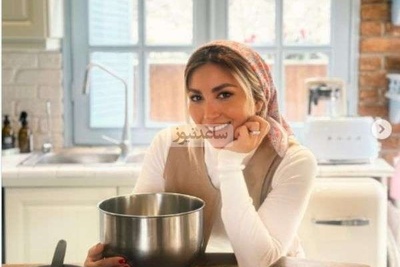 آشپزخانه شیک و مدرن خانه‌ی مینا مختاری و بهرام رادان با باکلاسترین رنگ کابینت و چیدمان مینیمال، بعد از بازسازی