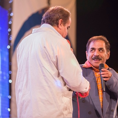 سوتی باحال آقا رشید وسط برنامه زنده / میگه بخاطر تک پدری از سربازی معاف شدم😂