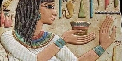 (عکس) قدیمی ترین و زیباترین لباس دنیا با طراحی مدرن و امروزی/ کشف پیراهن مصری جذاب با یقه هفت