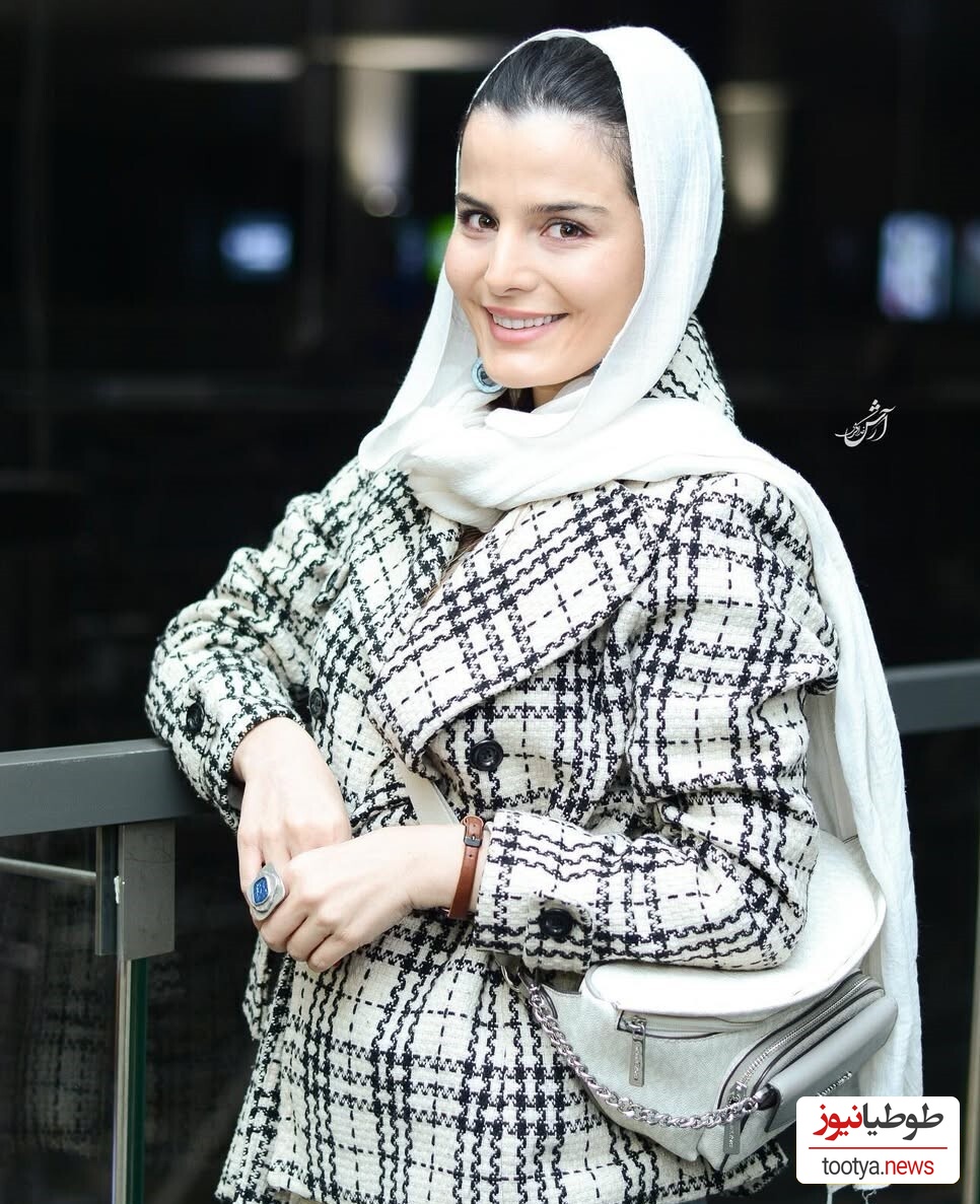 غزاله اکرمی