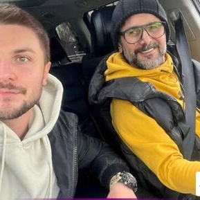 جشن تولد متفاوت دارا حیایی؛ حرکت عجیب امین حیایی همه را شوکه کرد!/ رابطه‌ای که فراتر از پدر و پسری است!