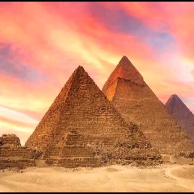 (عکس) واقعی ترین عکس زلیخا در موزه مصر پیدا شد! /واقعا زیبا بود!