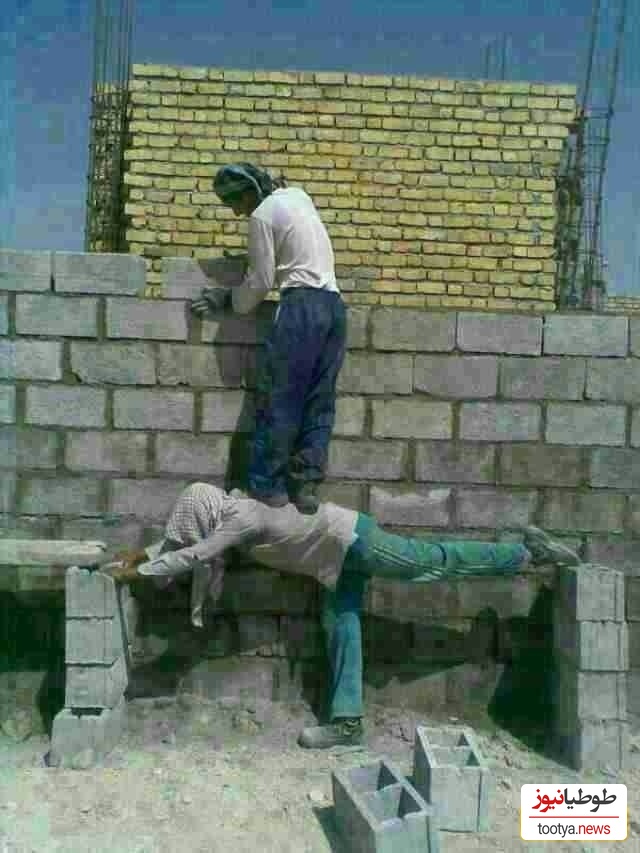 خلاقیت خنده دار اوستای بنا برای ساخت خونه دوبلکس در متراژ پایین حماسه ساز شد! مغزشو باید تو موزه نگه داشت😂