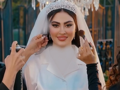 نگاهی به لوازم آرایشی گران قیمت مریم مومن برای گریم عروسی اش از برند های مشهور با کیفیت مرغوب