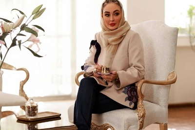 نگاهی به چیدمان منزل شاهانه الهام حمیدی/ نقش و نگار مبلمان سلطنتی و کاناپه چستر،لوستر اعیانی شعله ور، سماور آتیشی، ترمه و... جلوه ای ویژه از ترکیب هنر ایرانی با تجملات باروک+فیلم