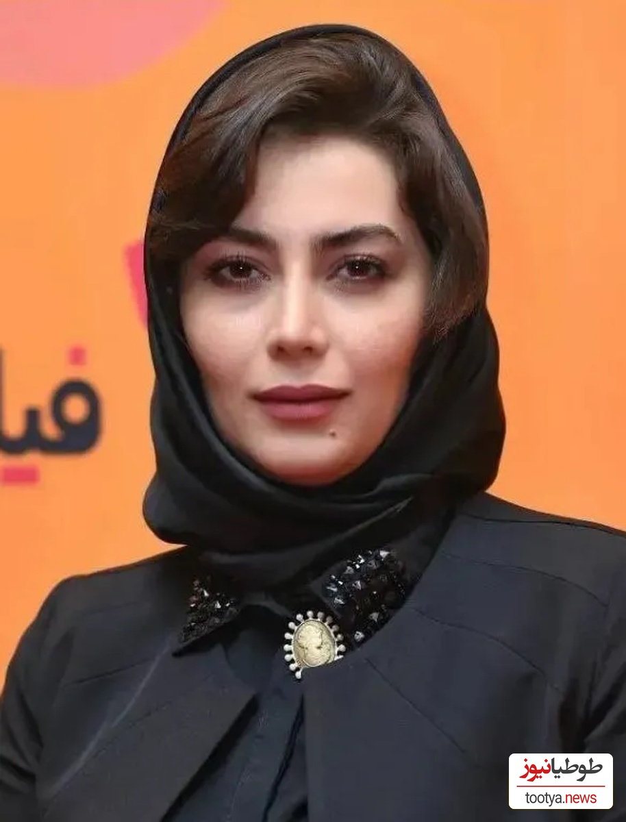 تلاش بسیار هدیه بازوند برای نشان دادن انگشتر و اکسسوری هایش!